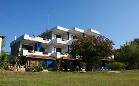 Villa Iris Studios